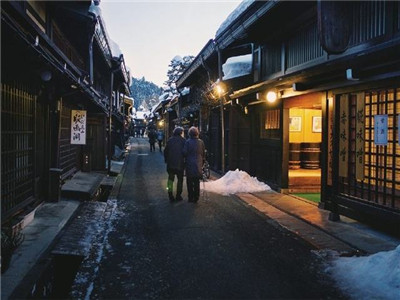 日本的小学生怎样记住日语假名的